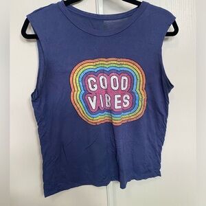 Cut off graphic tee